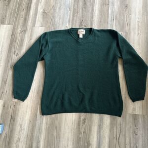 VINTAGE Woolrich Sweater 100% Lambswool Wool Crewneck Size Large